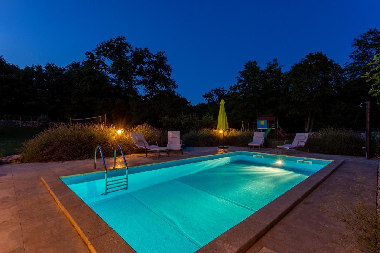 Villa Križanci Žminj Esterno foto