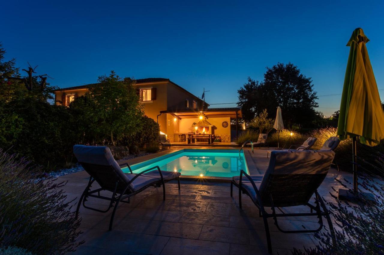 Villa Križanci Žminj Esterno foto