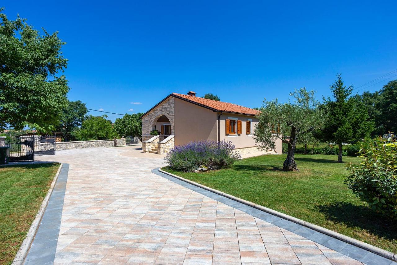 Villa Križanci Žminj Esterno foto