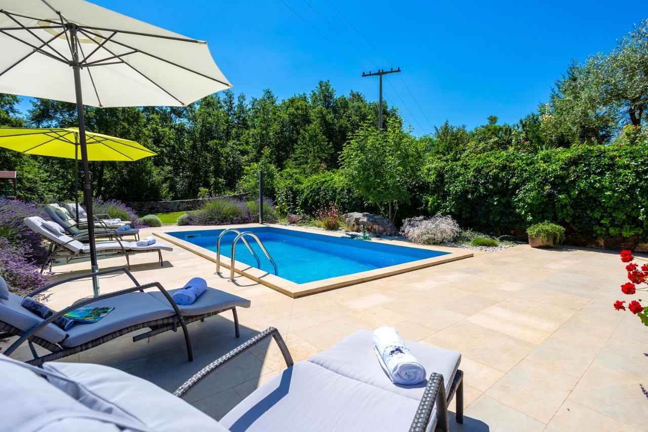 Villa Križanci Žminj Esterno foto